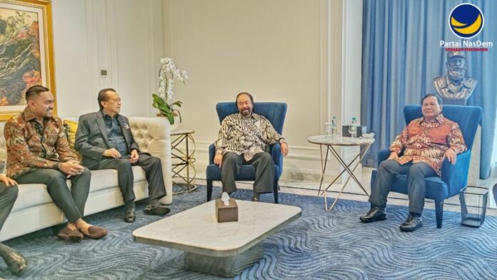 Ketua Umum Gerindra Prabowo Subianto menggelar pertemuan dengan Ketua Umum Partai Nasdem Surya Paloh.