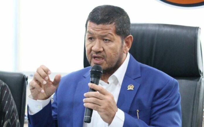 Wakil Ketua Komisi V DPR Roberth Rouw