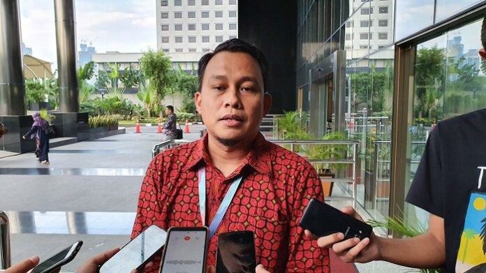 KPK, Lukas Enembe, tersangka