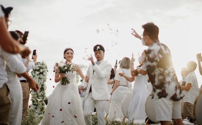 Reza Arap dan Wendy Walters