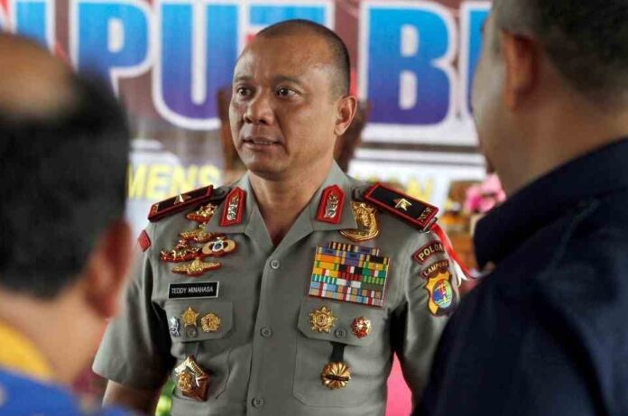 Teddy Minahasa, Komisi Hukum DPR, Nasir Djamil, Irjen Teddy Minahasa Putra, Kaploda, Kapolda Jawa Timur, Jawa Timur, Kapolda Sumatera Barat, Polda Metro Jaya, BNN, Narkoba, Narkotika, Nico Afinta, Sabu, Kapolri, Listyo Sigit Prabowo