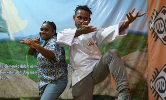 Dua Pesilat Muda Mimika