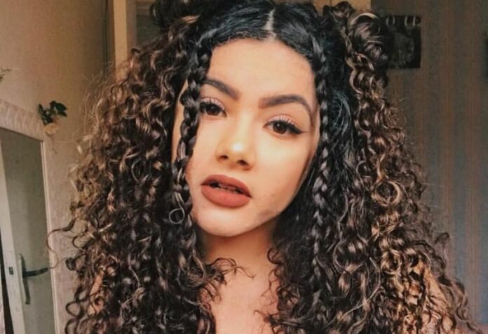 7-inspirasi-agar-rambut-keriting-keren-3cAoezkvBk Perawatan Rambut