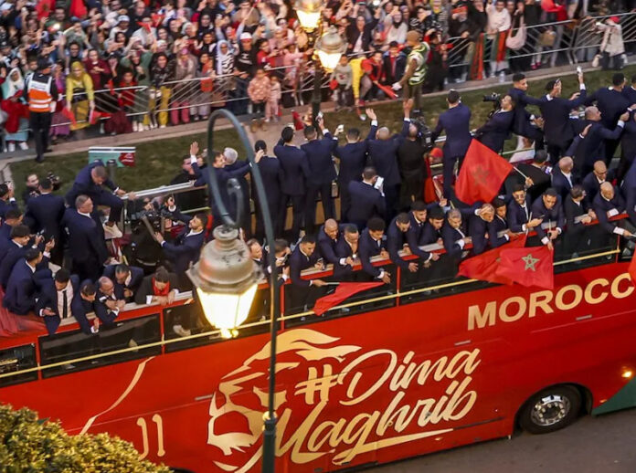 parade-tim-piala-dunia-maroko Maroko, Sepak Bola, Arab, Afrika, Semifinal Piala Dunia, Piala Dunia, Berita Piala Dunia, Qatar