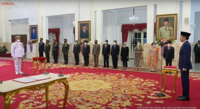 jokowi lantik yudo Presiden Jokowi Lantik Yudo Margono sebagai Panglima TNI