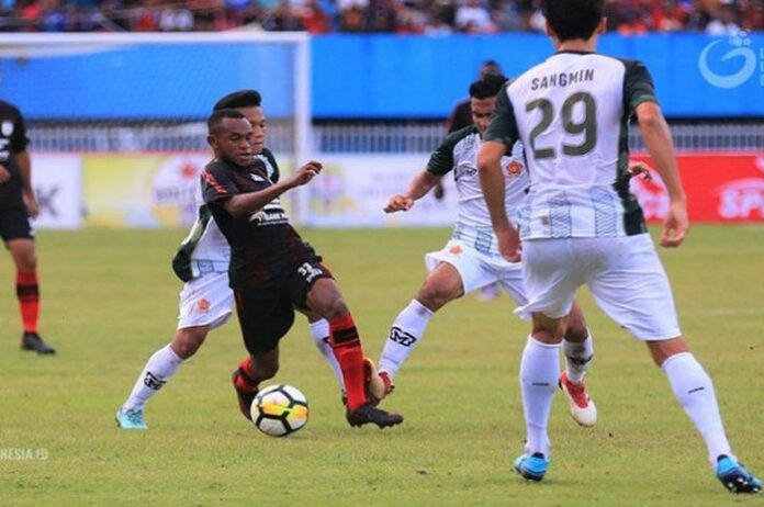 gunansar-mandowen-persipura-jayapura Persipura, Persipura Jayapura, Gunansar Mandowen, Muhammad Tahir, BRI Liga 1, BRI Liga 1 Indonesia, Liga 2
