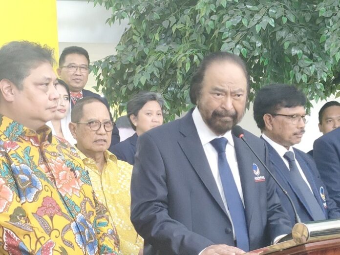 Isu Luhut Mau Rebut Kursi Ketua Umum dari Airlangga, Ini Kata Golkar(1) Airlangga Hartarto, Luhut Binsar Pandjaitan, KNPI, Munaslub