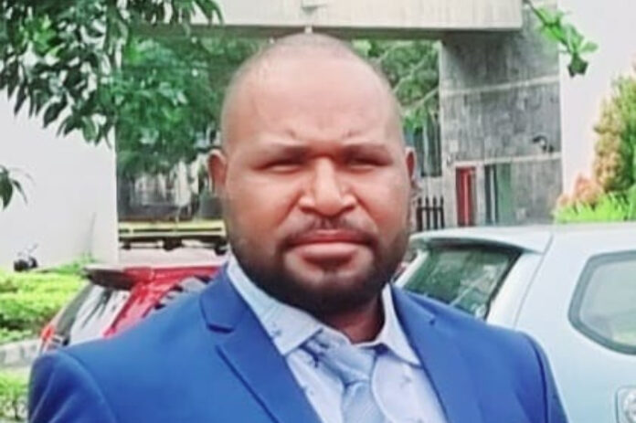 dana kampung, dprd lany jaya, danius wenda