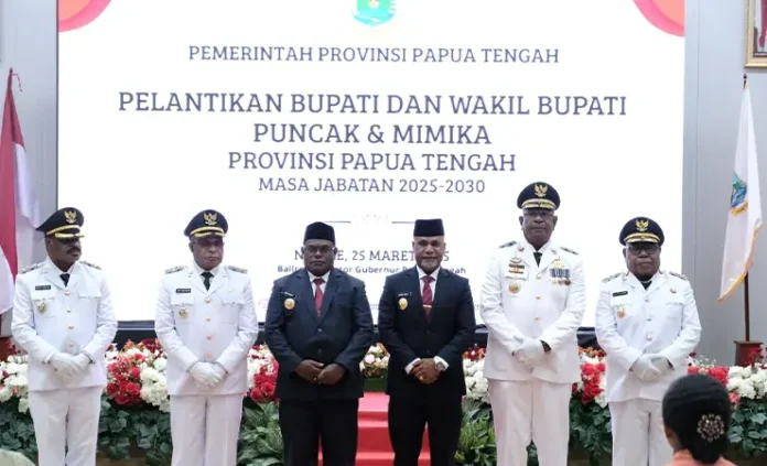 Bupati Mimika dan Puncak Pelantikan Bupati Mimika, Bupati Puncak Dilantik, Gubernur Meki Nawipa, Bupati Terpilih Papua, Elvis Tabuni, Naftali Akawal, Johannes Rettob, Emanuel Kemong, Forkopimda Papua Tengah, Pilkada 2024, Masa Jabatan 2025-2030, Pesan Gubernur Papua, ASN Disiplin, Stabilitas Daerah, Anggaran Untuk Rakyat