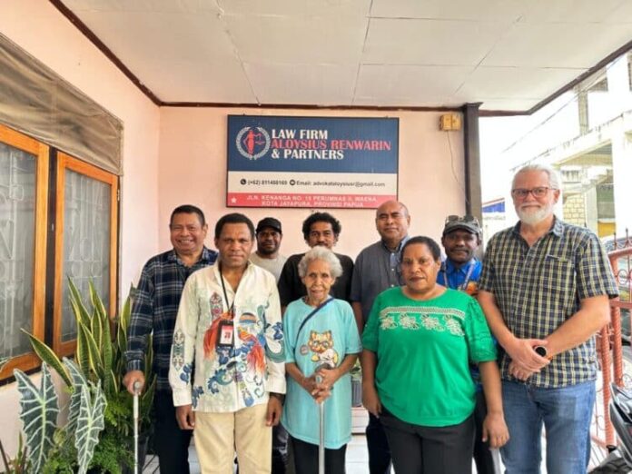 Alomang-750x563 Yosepha Alomang sakit, Mama Yosepha Alomang terbaru, kondisi kesehatan aktivis Papua, Freeport Papua, masyarakat adat Papua, berita Papua hari ini, Jayapura terbaru, konflik Freeport