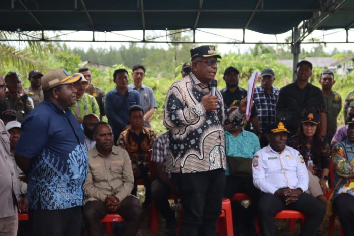 Mimika dimekarkan, distrik Mimika Gunung, Mimika Utara, pemekaran wilayah Mimika, Papua Tengah terbaru, Johannes Rettob, pembangunan Mimika, distrik baru Papua