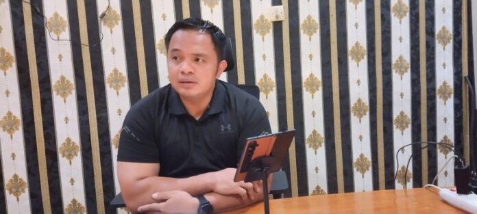 Kasat-Reskrim-AKP-Alamsyah-Ali-S.H.M.H-2 Menjelang Piala Dunia 2026, Polresta Jayapura Kota mengingatkan masyarakat agar tidak terlibat judi bola online. Polisi juga memperketat pengawasan terhadap anggota untuk mencegah praktik perjudian digital.