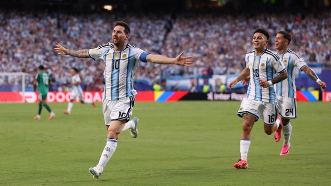 foi-soc-spo-wcs-argentina-v-algeria-group-j-fifa-world-cup-20-1781659938619_169