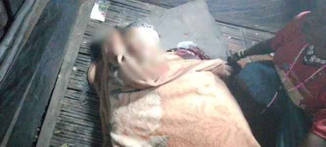 Seorang ibu hamil bernama Merkiana Duwitau dilaporkan meninggal dunia bersama bayi yang berada di dalam kandungannya
